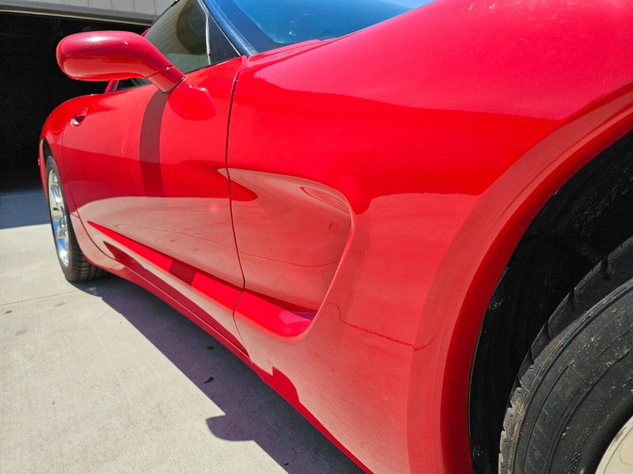 2001 Chevrolet Corvette 26
