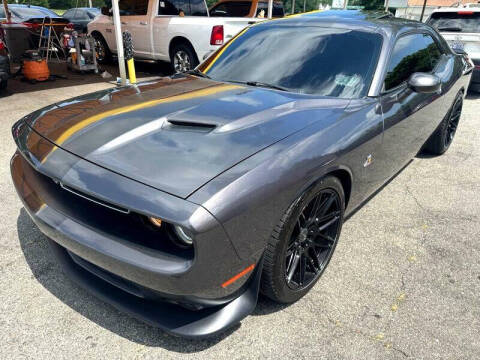 2016 Dodge Challenger R/T Scat Pack