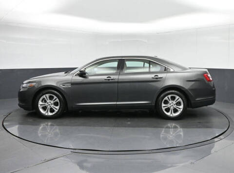 2017 Ford Taurus SE