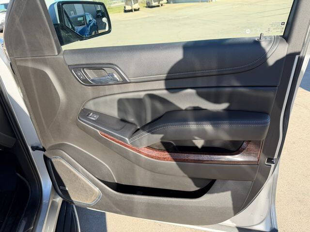 2017 GMC Yukon XL SLT