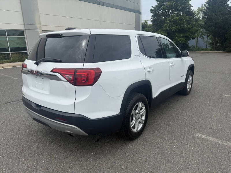 2017 GMC Acadia SLE-1