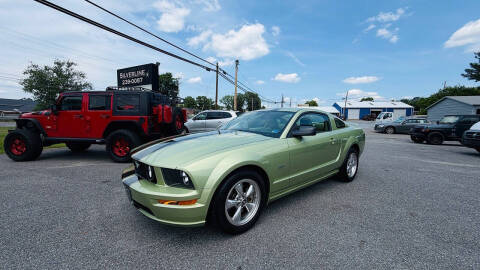 2005 Ford Mustang GT Deluxe