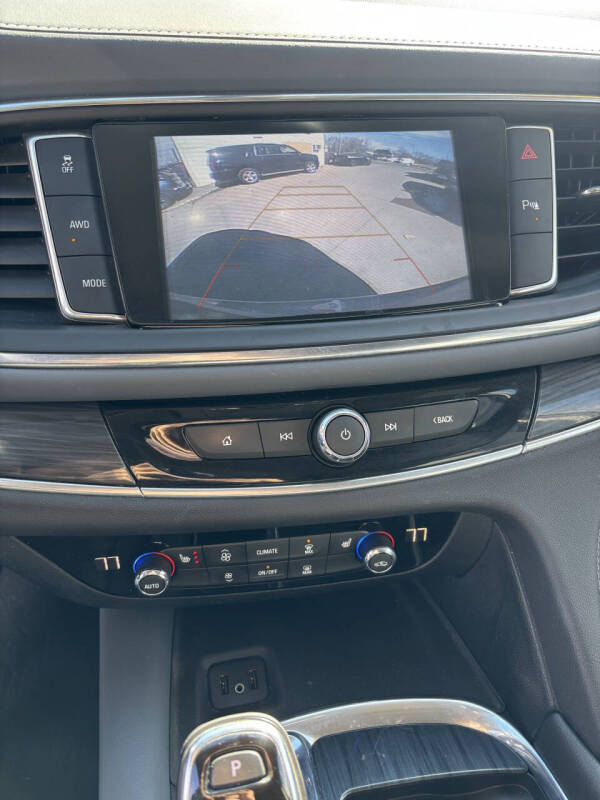 2019 Buick Enclave Essence