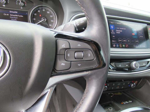 2022 Buick Enclave Essence