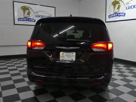 2018 Chrysler Pacifica LX