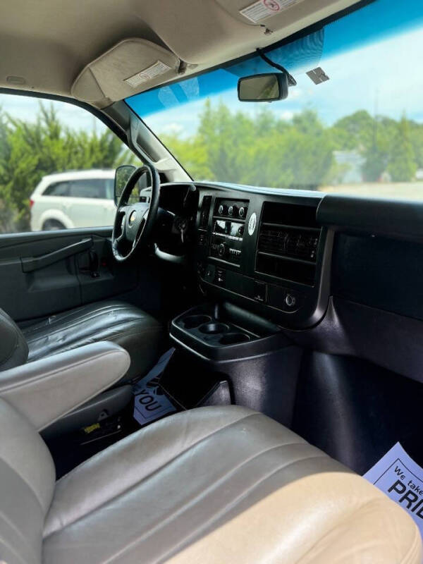 2016 Chevrolet Express 2500
