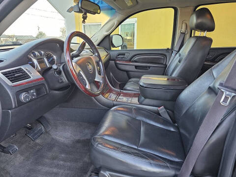 2011 Cadillac Escalade EXT Premium