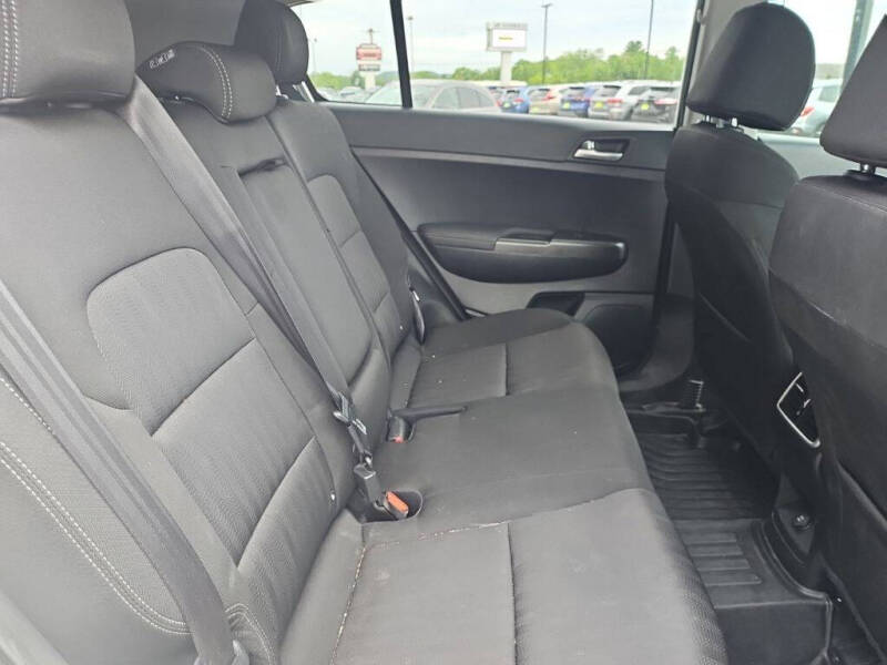 2022 Kia Sportage LX