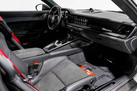 2023 Porsche 911 Dakar