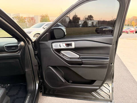 2020 Ford Explorer Platinum