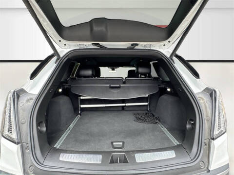 2022 Cadillac XT5 Sport