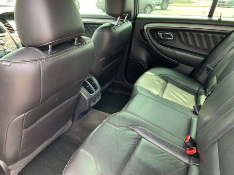 2015 Ford Taurus SEL