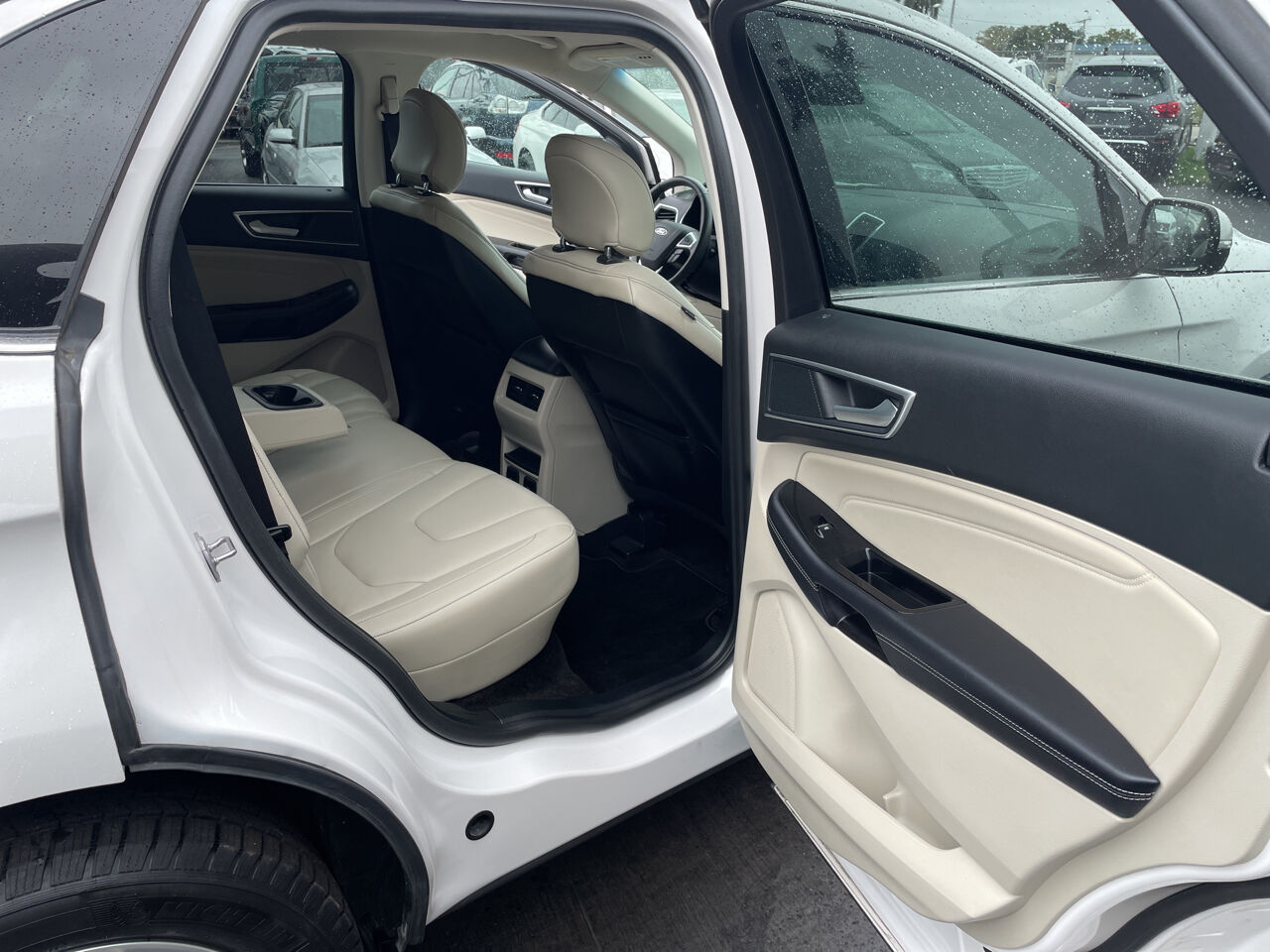 2018 Ford Edge  - $24,900