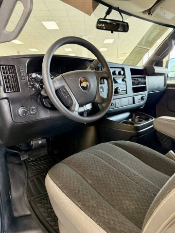 2018 Chevrolet Express 2500