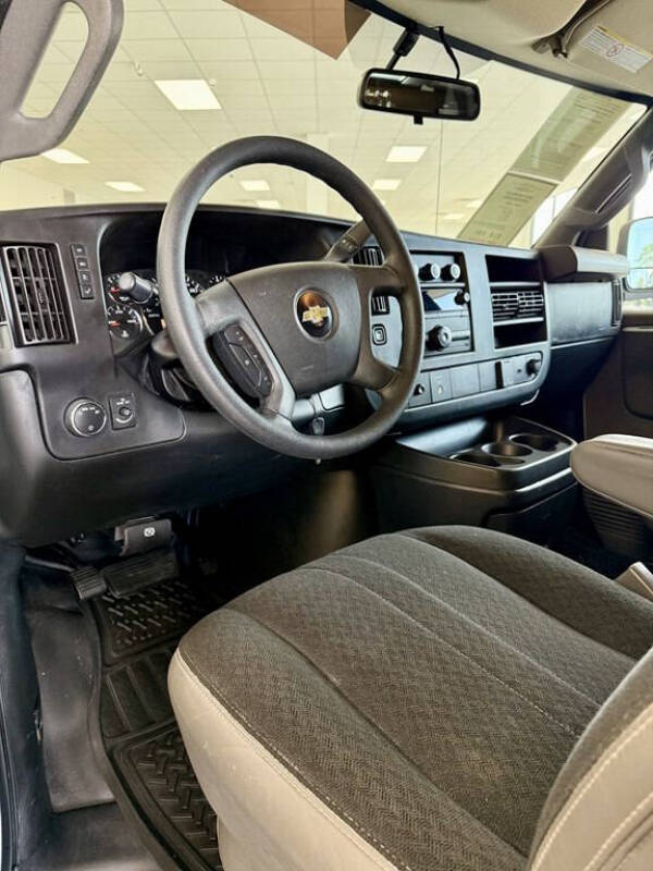 2018 Chevrolet Express 2500