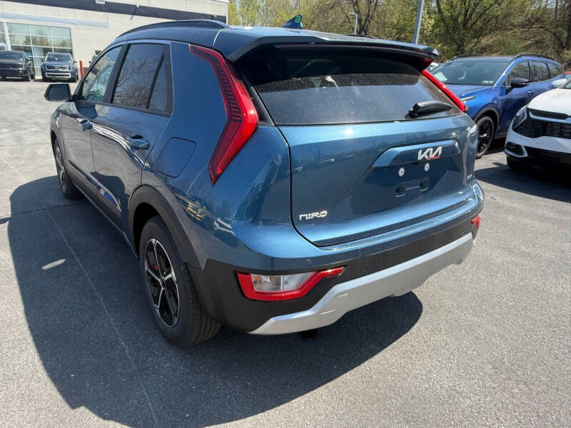 2025 Kia Niro Plug-In Hybrid EX