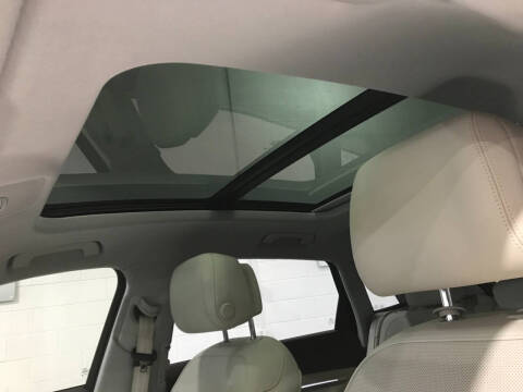 2019 Audi e-tron quattro Prestige