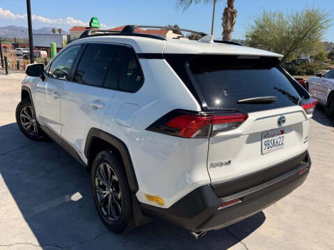 2022 Toyota RAV4 Hybrid XLE Premium