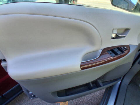 2011 Toyota Sienna XLE 8-Passenger