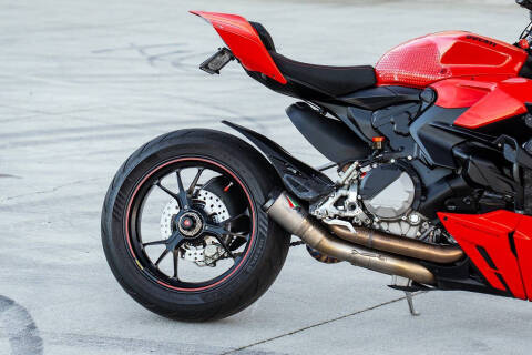 2023 Ducati Streetfighter V2