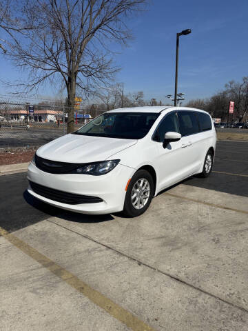 2017 Chrysler Pacifica for sale at Nationwide Motors Inc in Harvey IL