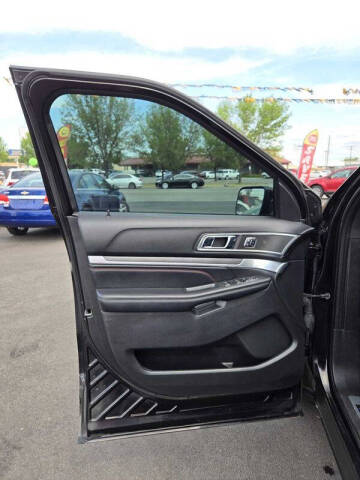 2017 Ford Explorer Sport