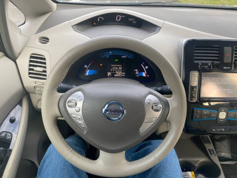 2012 Nissan LEAF SV