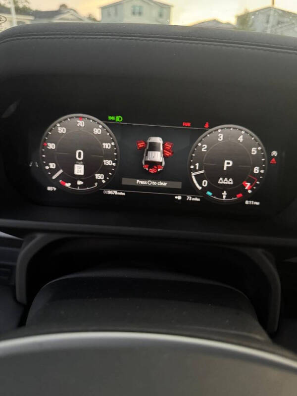 2024 Land Rover Defender 110 P300 S