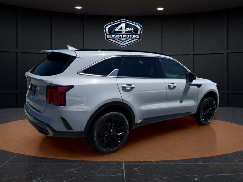 2022 Kia Sorento SX