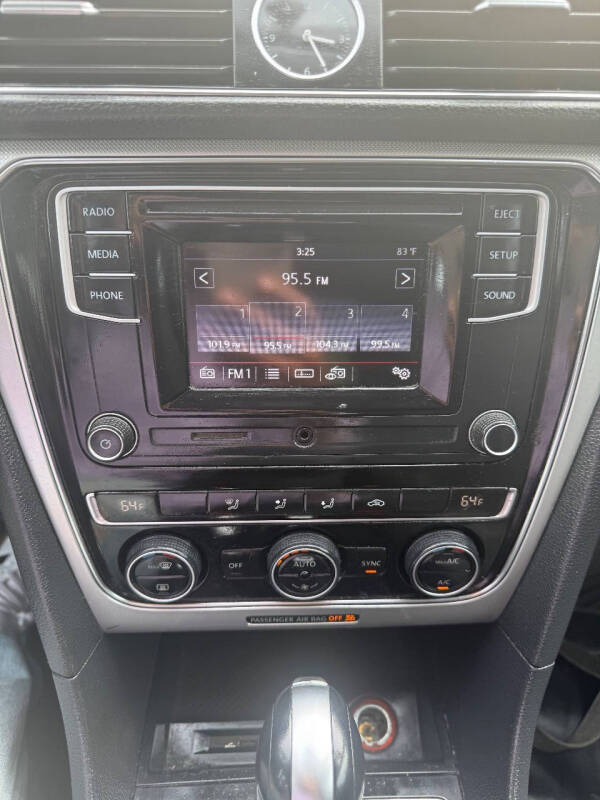 2017 Volkswagen Passat 1.8T S