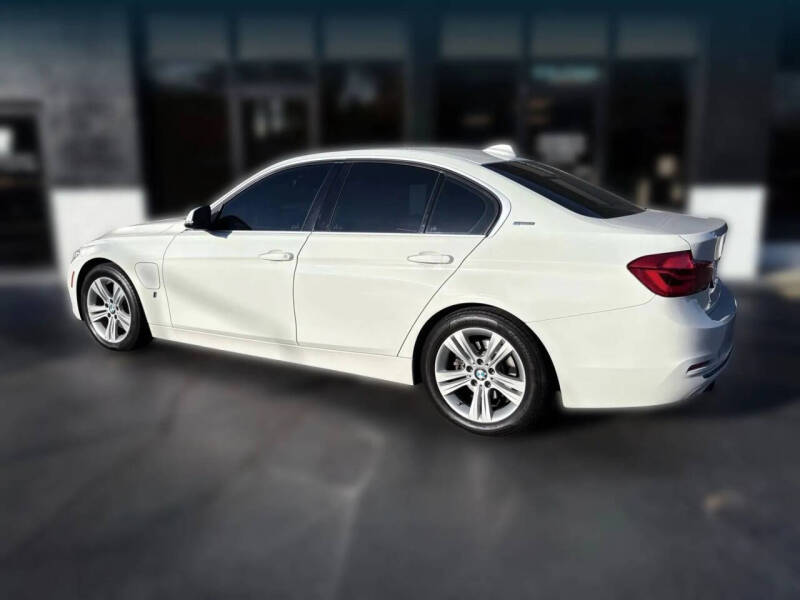 2018 BMW 3 Series 330e iPerformance