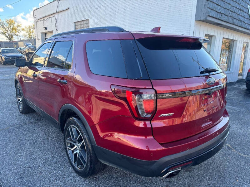 2016 Ford Explorer Sport