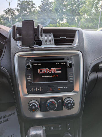 2013 GMC Acadia SLE-2