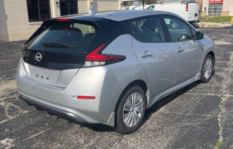 2023 Nissan LEAF S