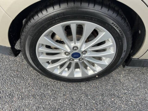 2018 Ford C-MAX Hybrid SE