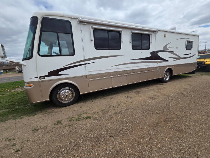 2003 Workhorse W22
