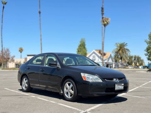 2003 Honda Accord for sale at BARMAN AUTO INC in Bakersfield CA