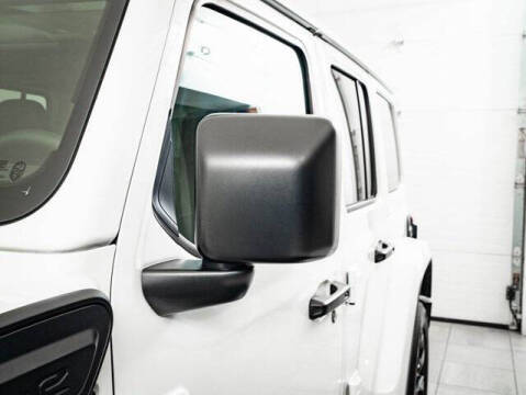 2024 Jeep Wrangler Sahara 4xe