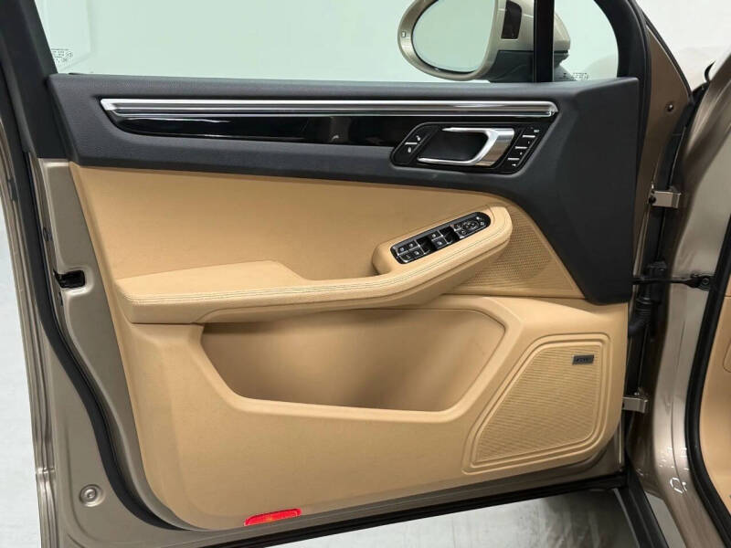 2018 Porsche Macan S