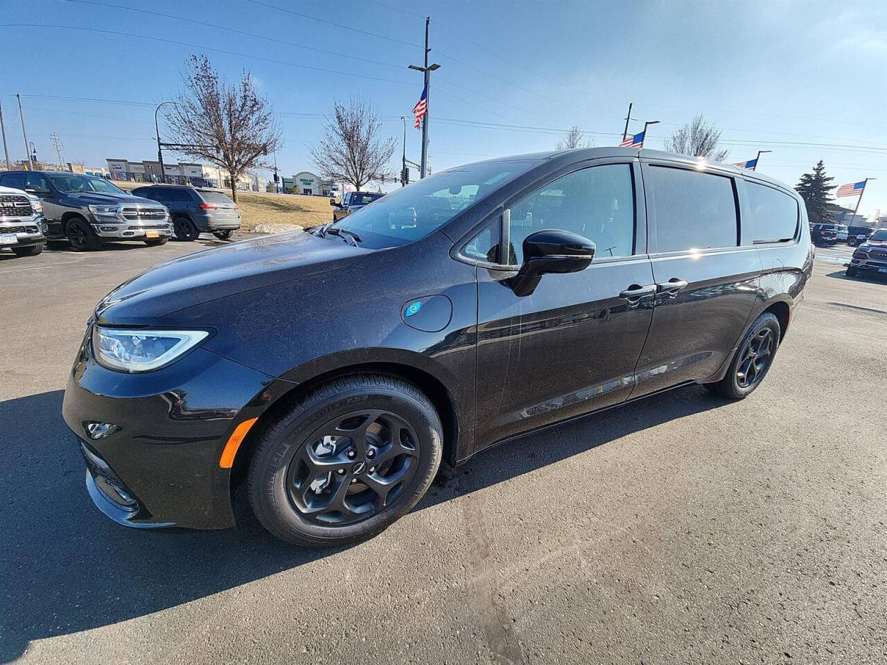 2024 Chrysler Pacifica Plug-In Hybrid for sale at Victoria Auto Sales in Victoria, MN