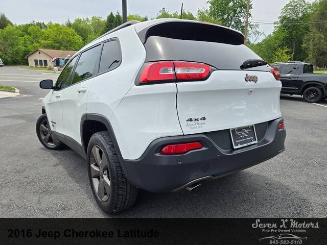 2016 Jeep Cherokee Latitude