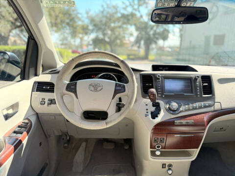 2011 Toyota Sienna XLE 8-Passenger