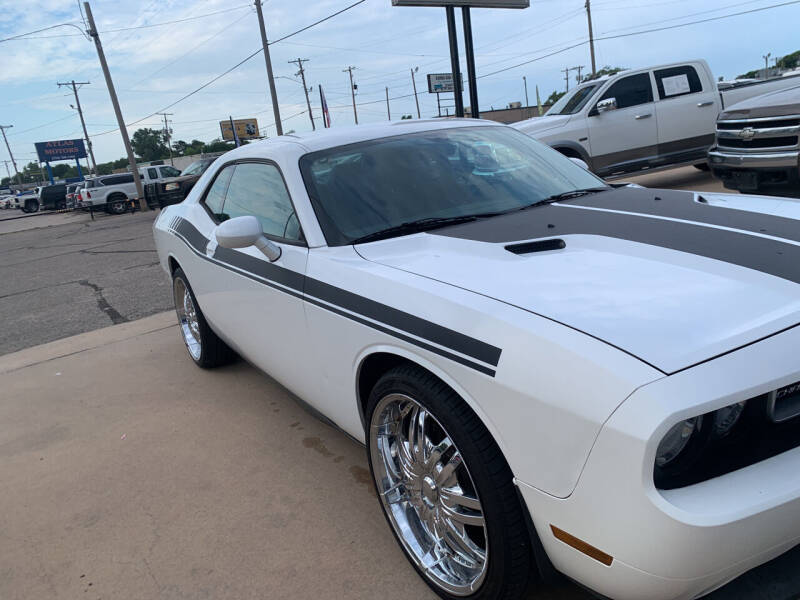 2013 Dodge Challenger SXT Plus