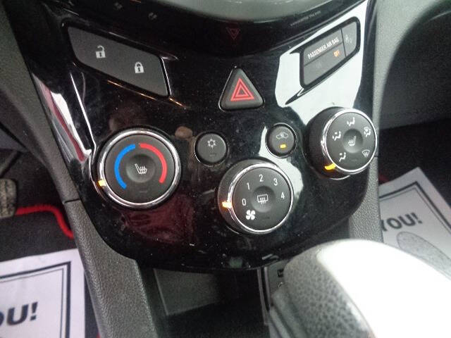 2019 Chevrolet Sonic LT Auto