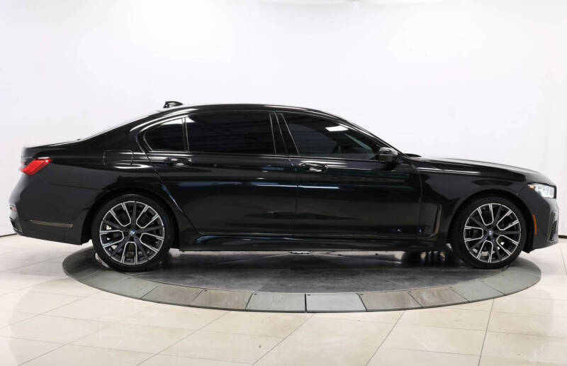 2021 BMW 7 Series 740i