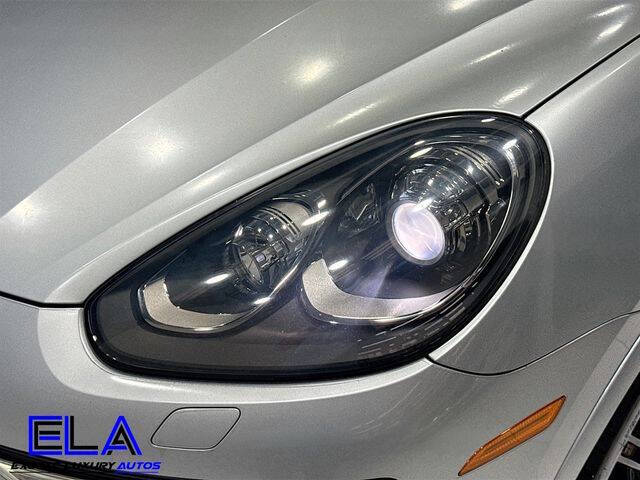 2016 Porsche Cayenne GTS