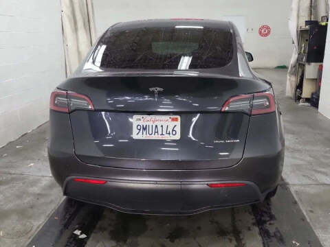 2024 Tesla Model Y Long Range