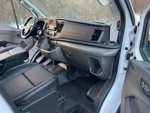 2022 Ford Transit 250