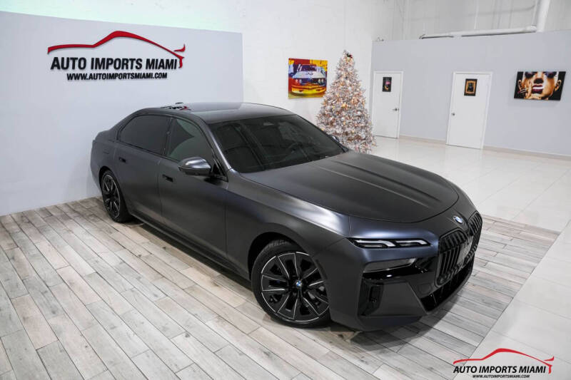 2025 BMW 7 Series 740i