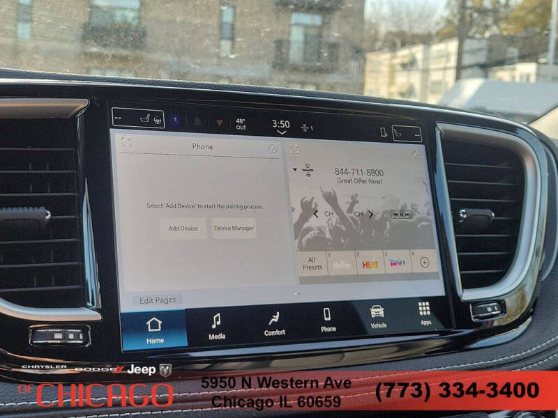 2026 Chrysler Pacifica Select